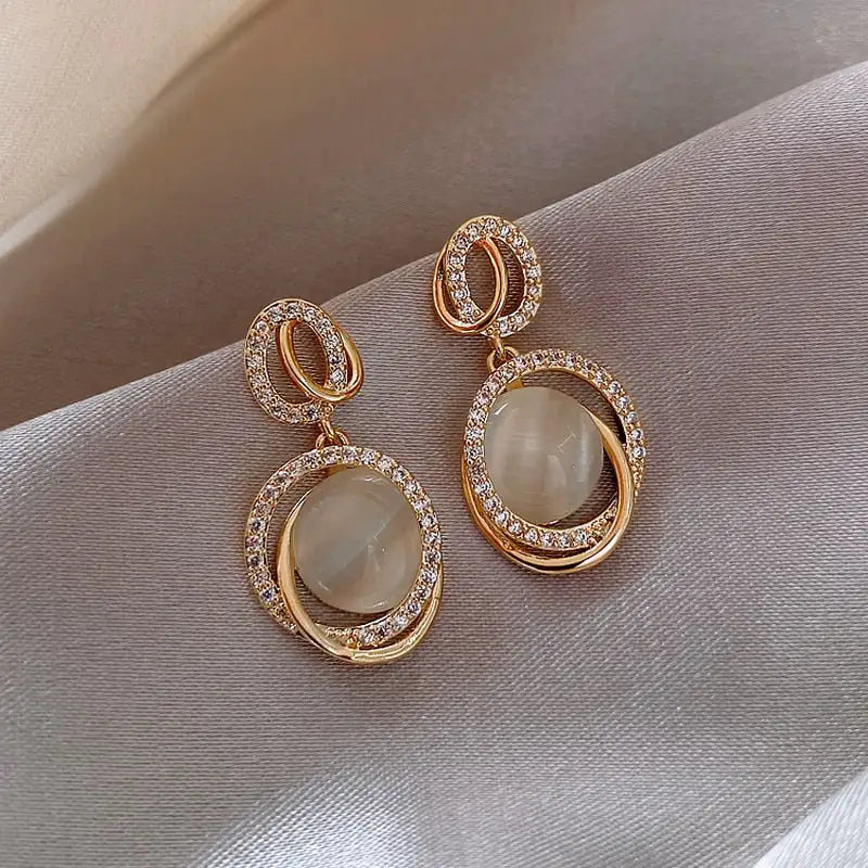 Circular Gold Drop Earrings Gold